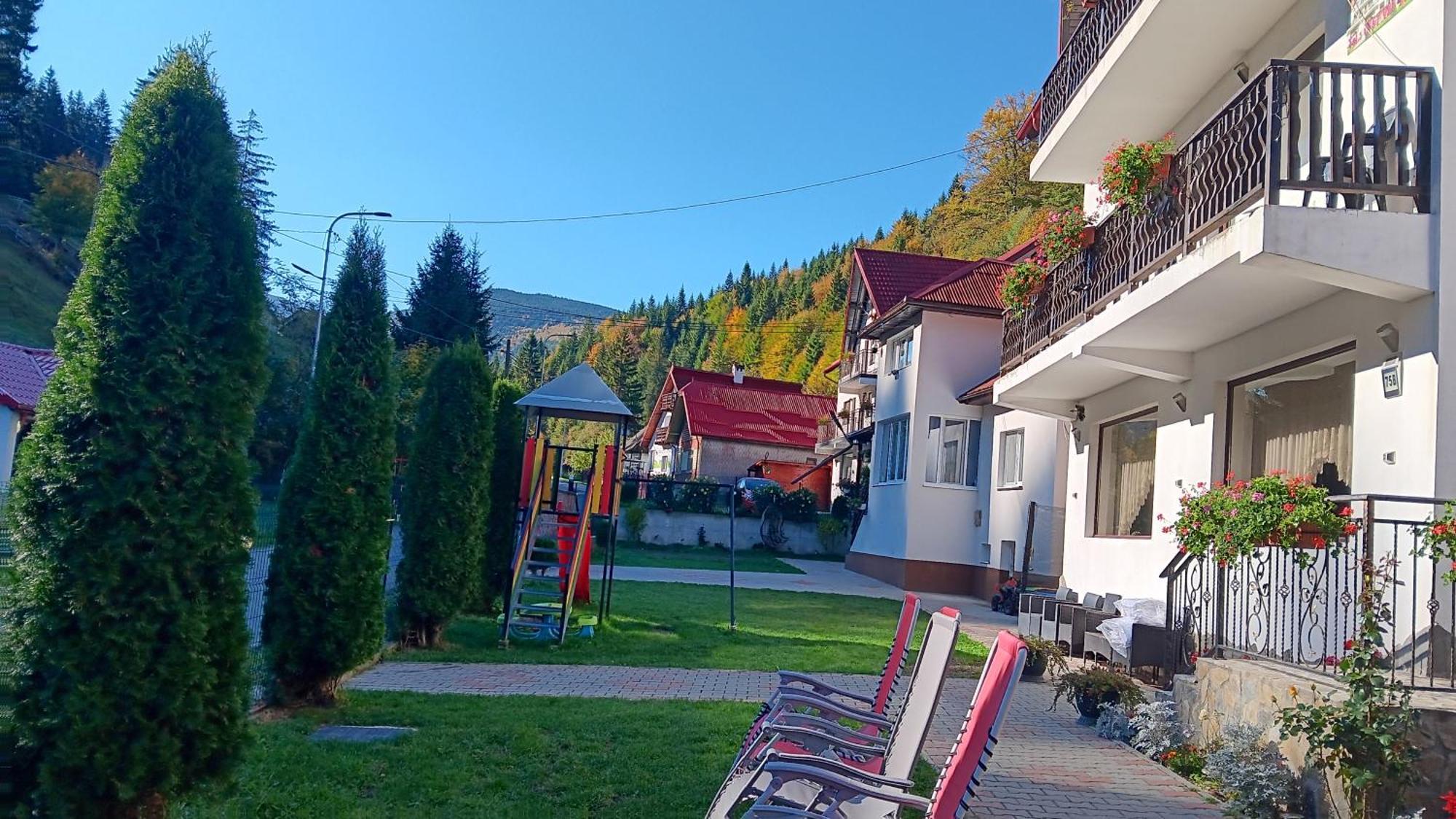 La Cascade 2 Hotell Moeciu De Sus Exteriör bild